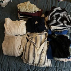 Women’s Size Medium Clothing Bundle